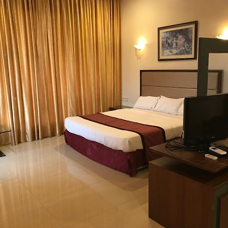 Bed and Breakfast Kohinoor Atc à Bombay Extérieur photo